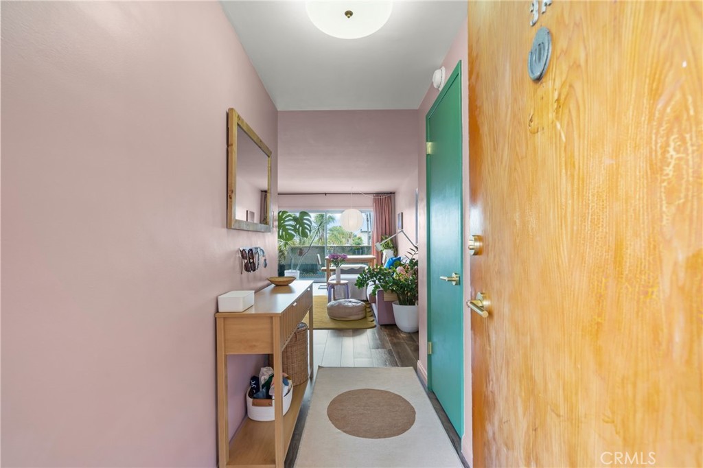 528 Cedar 3a Property Photo 2