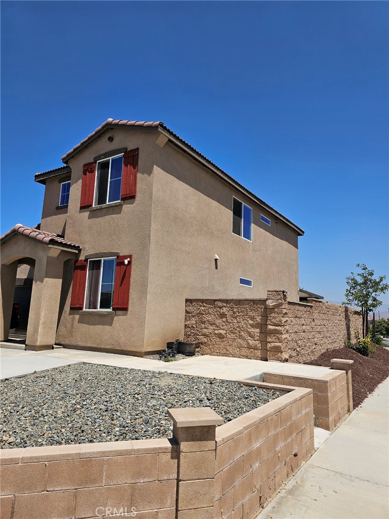 9439 Jurupa Property Photo 2