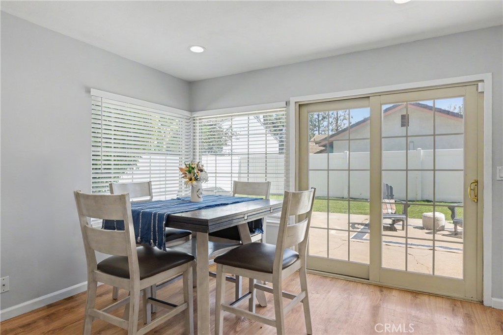 640 W Imperial Property Photo 9