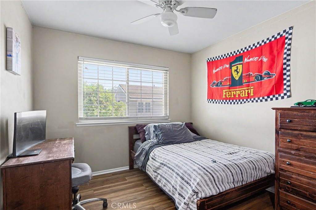 640 W Imperial Property Photo 14