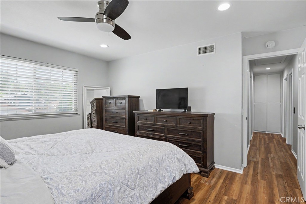640 W Imperial Property Photo 19