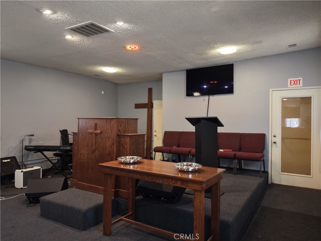 1327 E Mauretania Property Photo 48