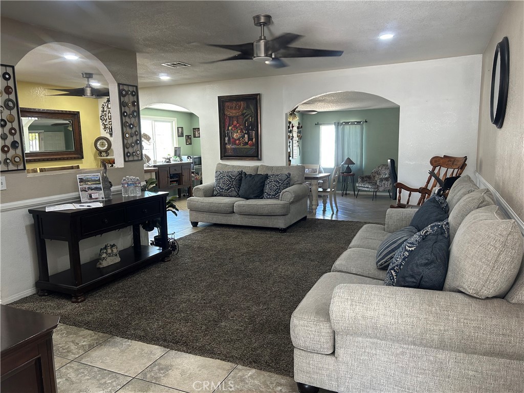 1614 Kirby Court Property Photo 7