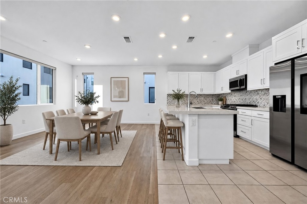 2131 Acara Circle Property Photo 18
