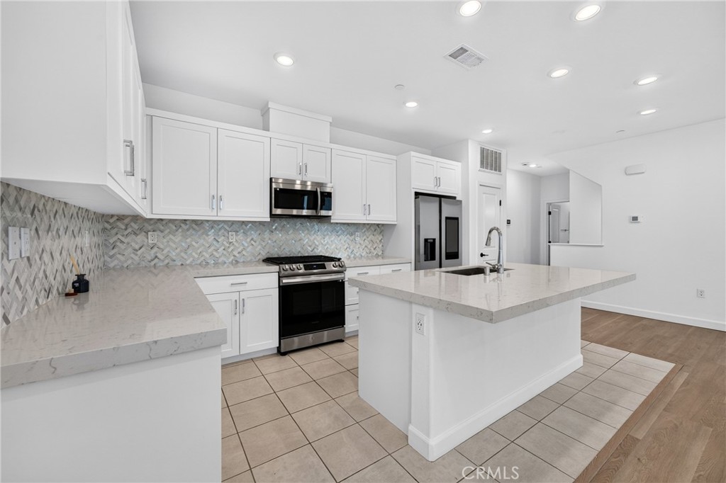 2131 Acara Circle Property Photo 20