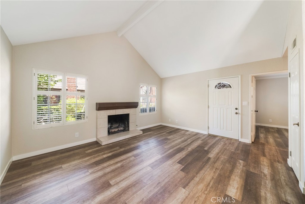 543 W Wilson 7 Property Photo 5