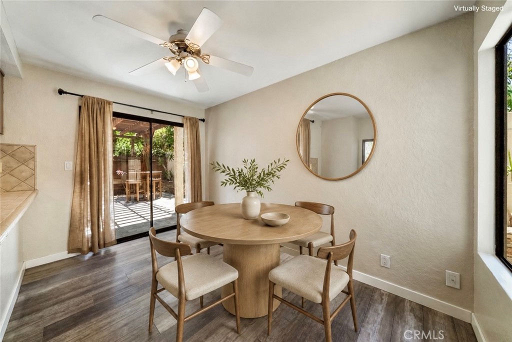 543 W Wilson 7 Property Photo 11