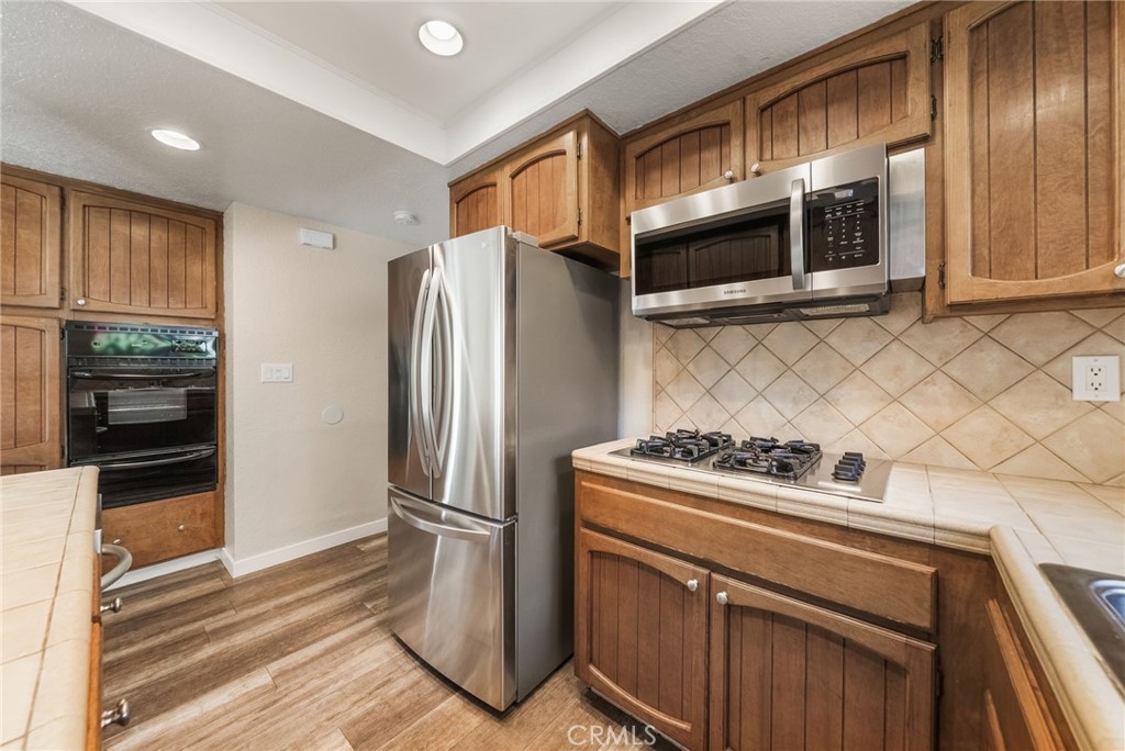 543 W Wilson 7 Property Photo 16