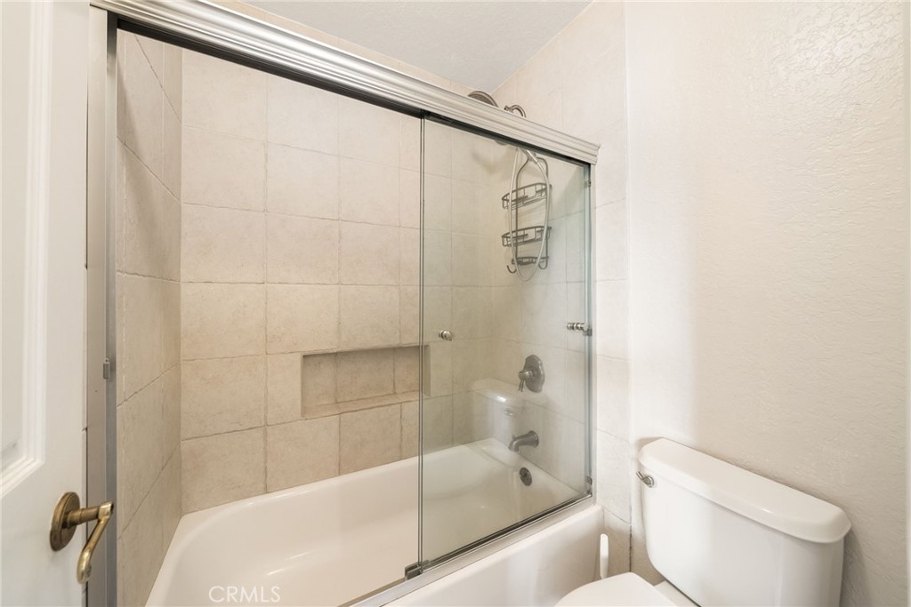 543 W Wilson 7 Property Photo 29