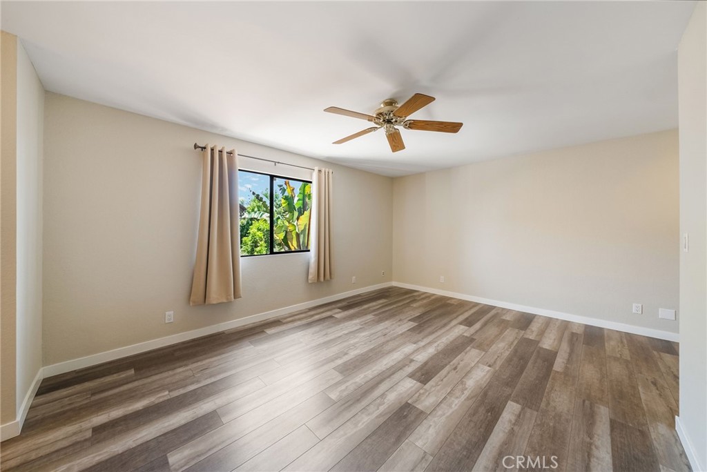 543 W Wilson 7 Property Photo 31