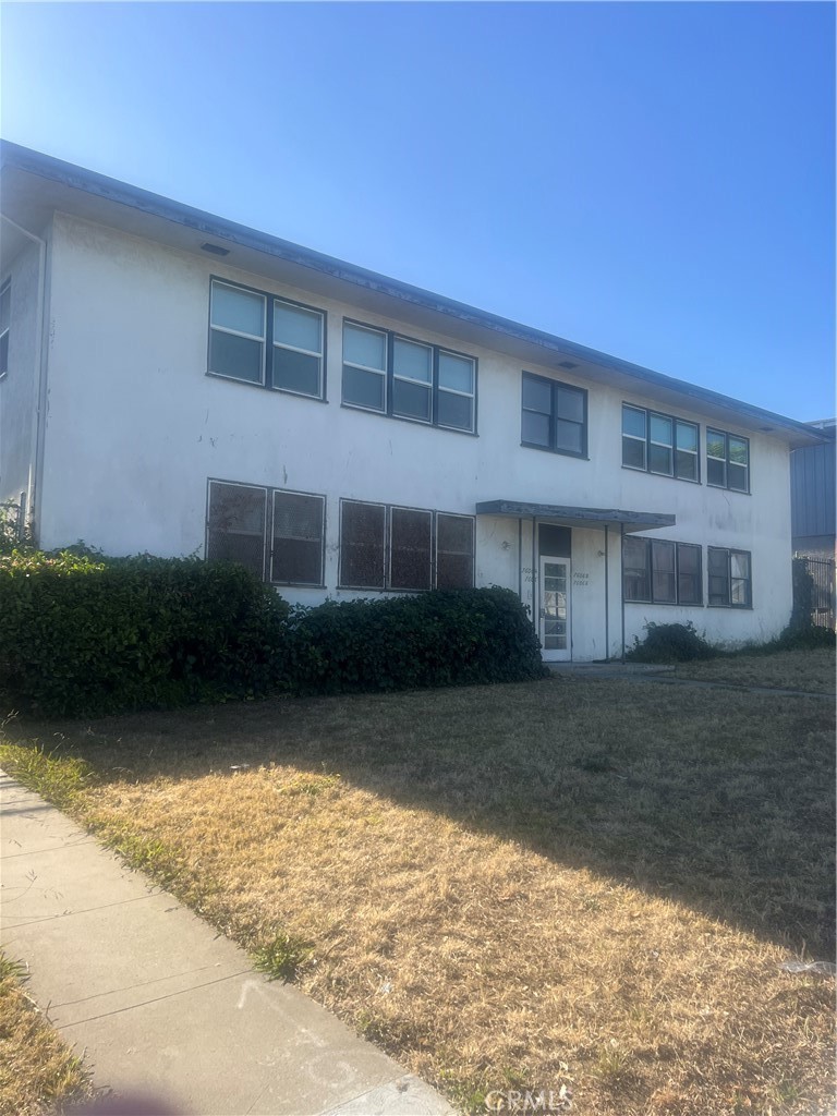 7606 1/4 Crenshaw Boulevard Property Photo 2