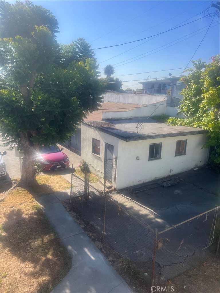 7606 1/4 Crenshaw Boulevard Property Photo 33