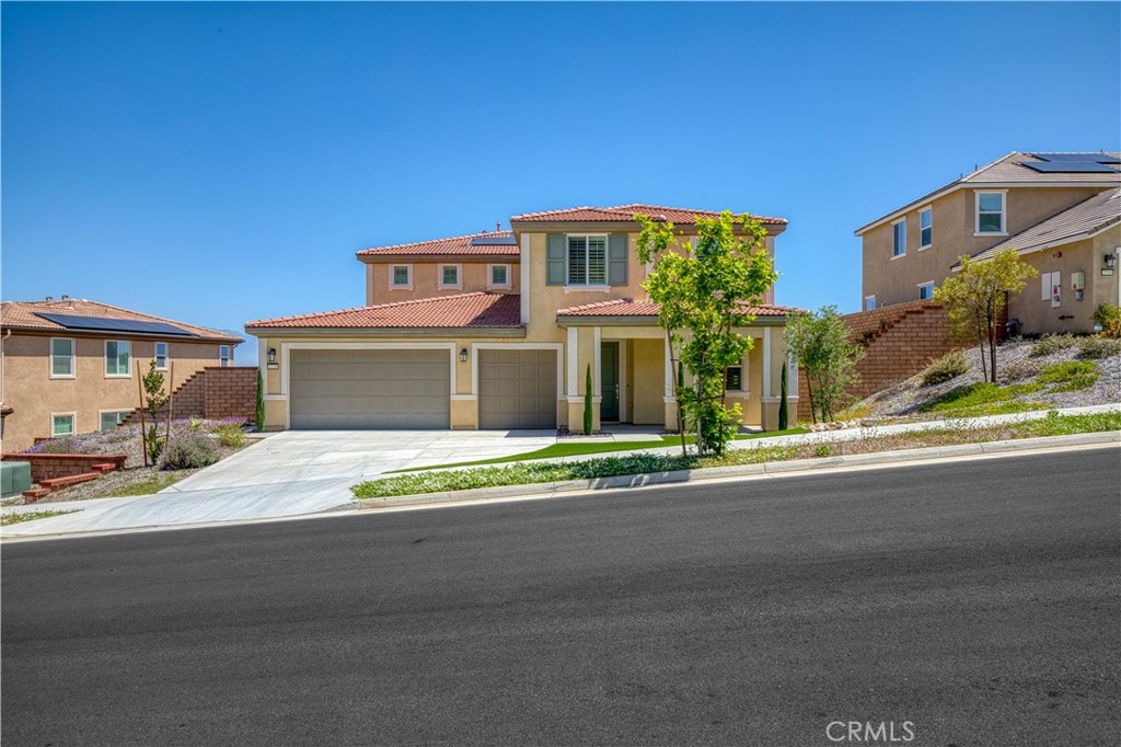 2725 Sierra Bella Drive Property Photo 7