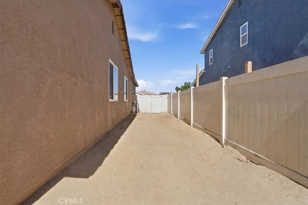 15763 Desert Rock Property Photo 27