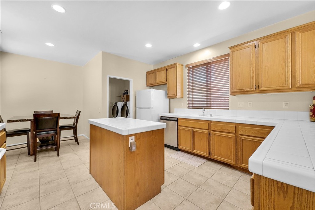 32859 Fairmont Property Photo 10