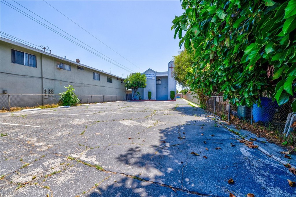 4212 Clara Property Photo 2