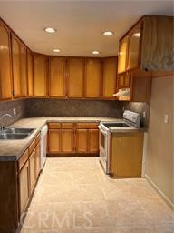 212 S Kraemer Property Photo 5