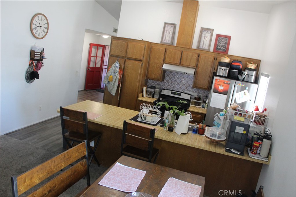 14158 Linnett Property Photo 5