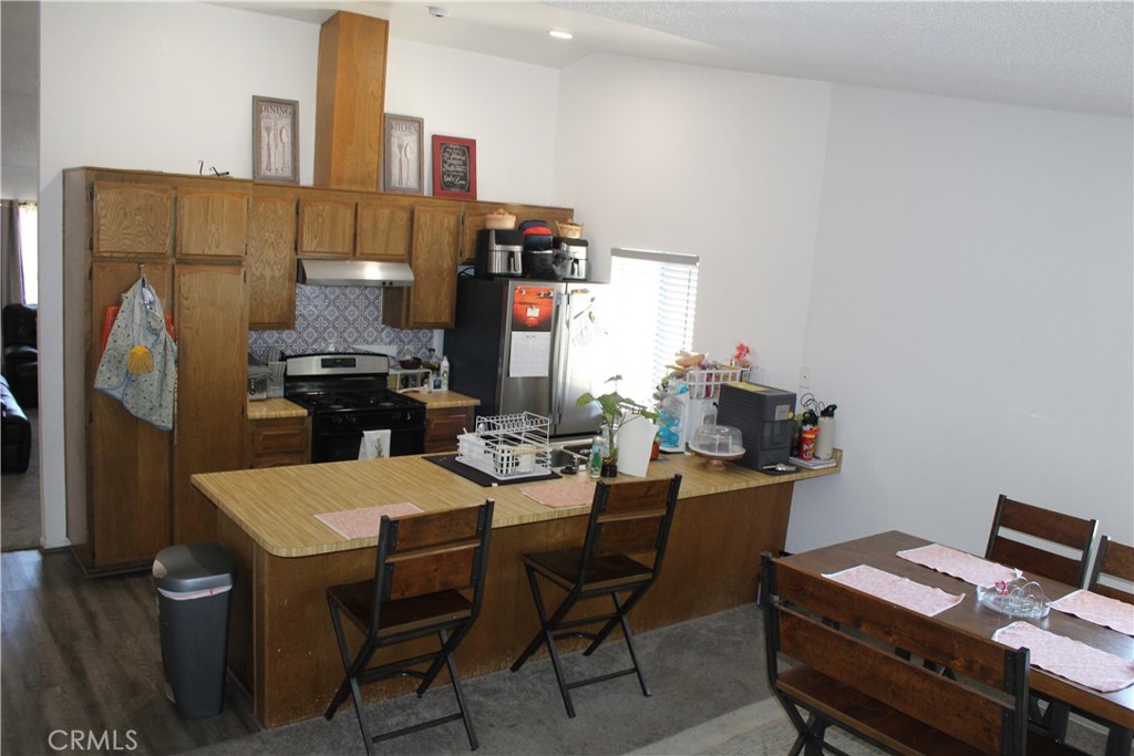 14158 Linnett Property Photo 6