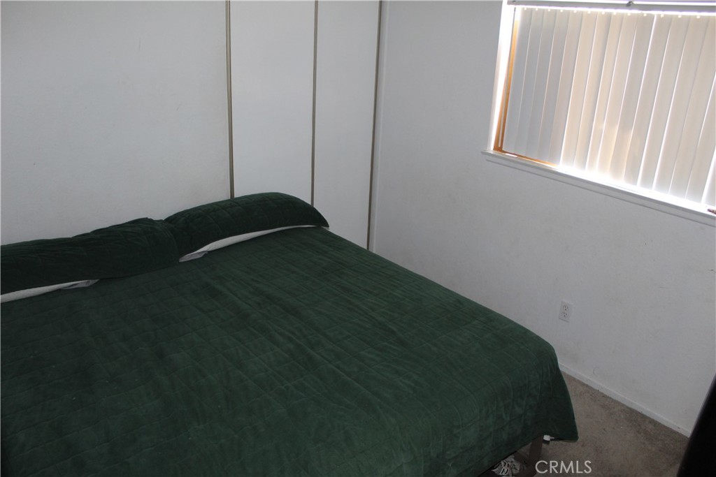 14158 Linnett Property Photo 10