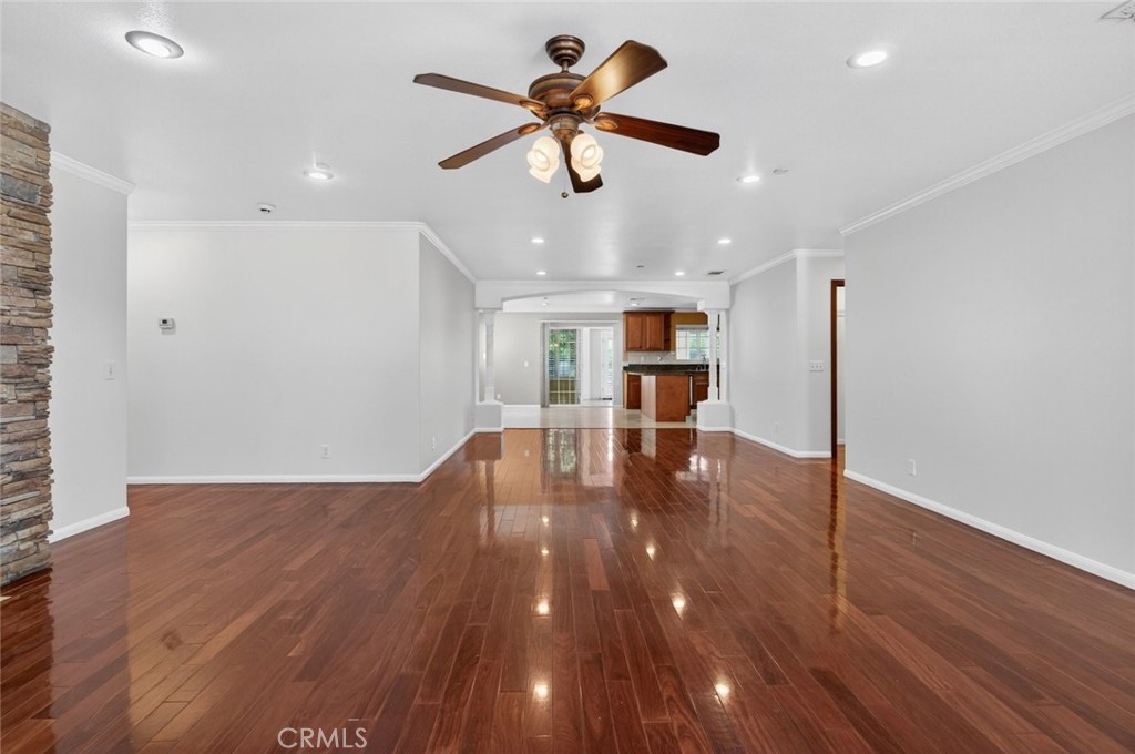 9112 Stoakes Avenue Property Photo 12