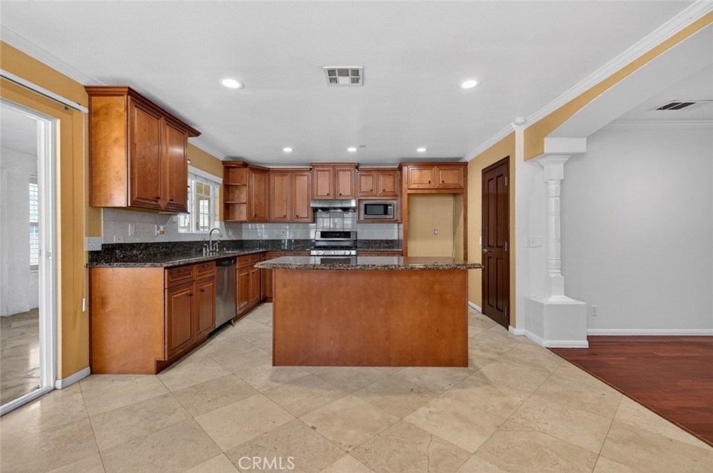 9112 Stoakes Avenue Property Photo 19
