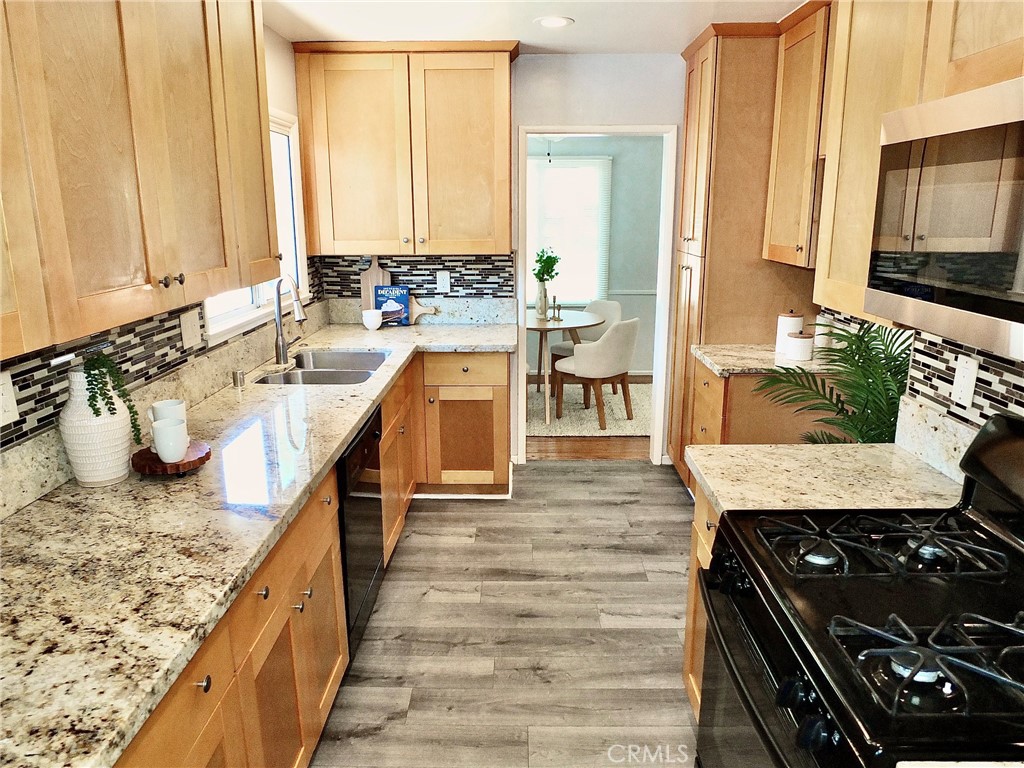 4813 Ocana Property Photo 6