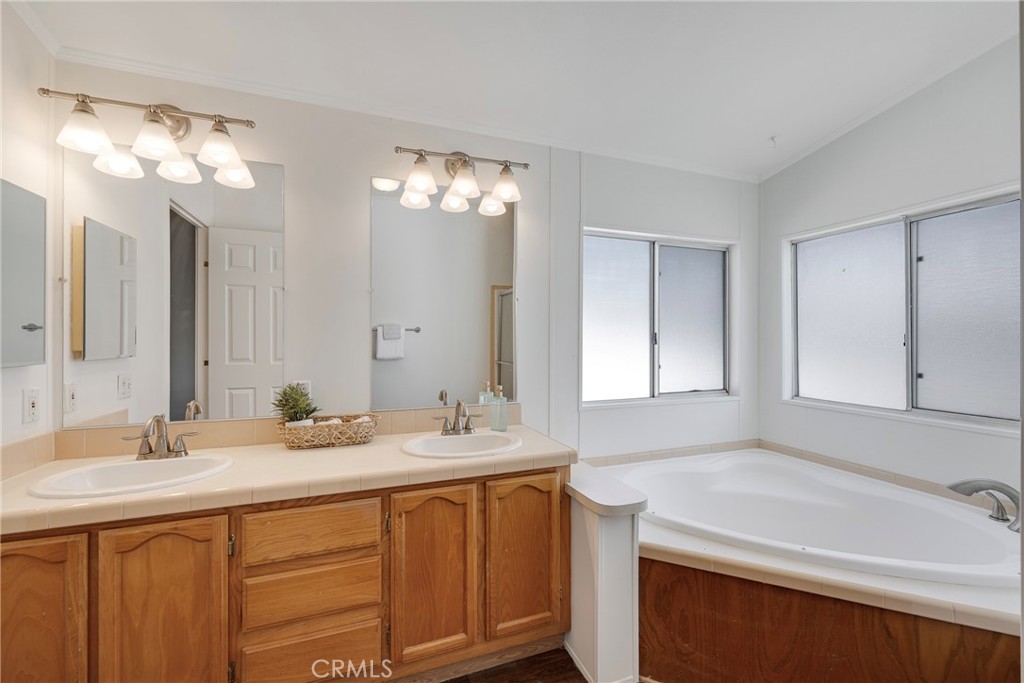 300 N Rampart 197 Property Photo 25