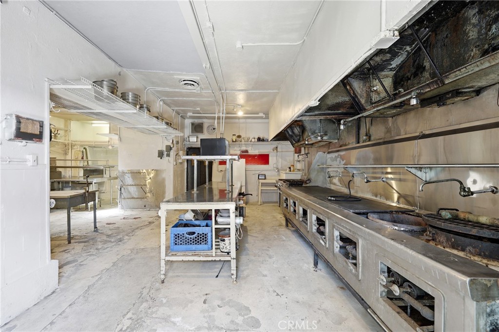 5582 Atlantic Property Photo 18