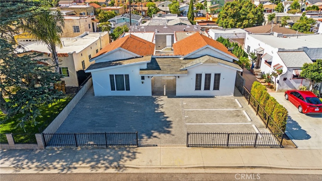 2500 Hill Property Photo 1