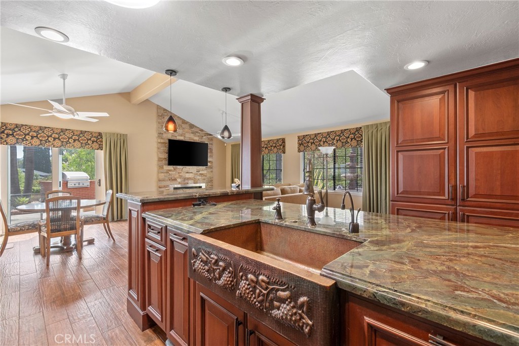 396 S Sleepy Meadow Property Photo 26