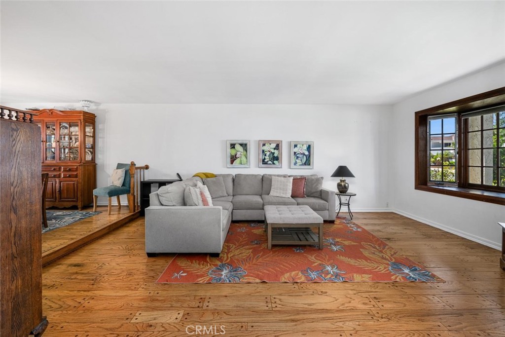 3902 Toland Property Photo 11