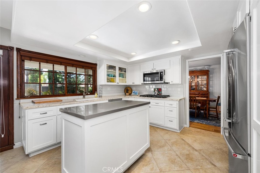 3902 Toland Property Photo 25