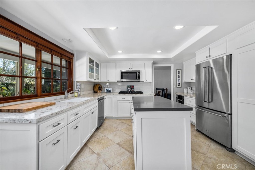 3902 Toland Property Photo 27