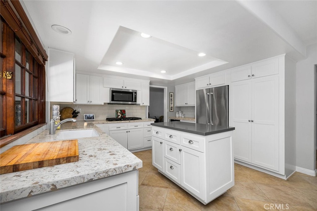 3902 Toland Property Photo 28