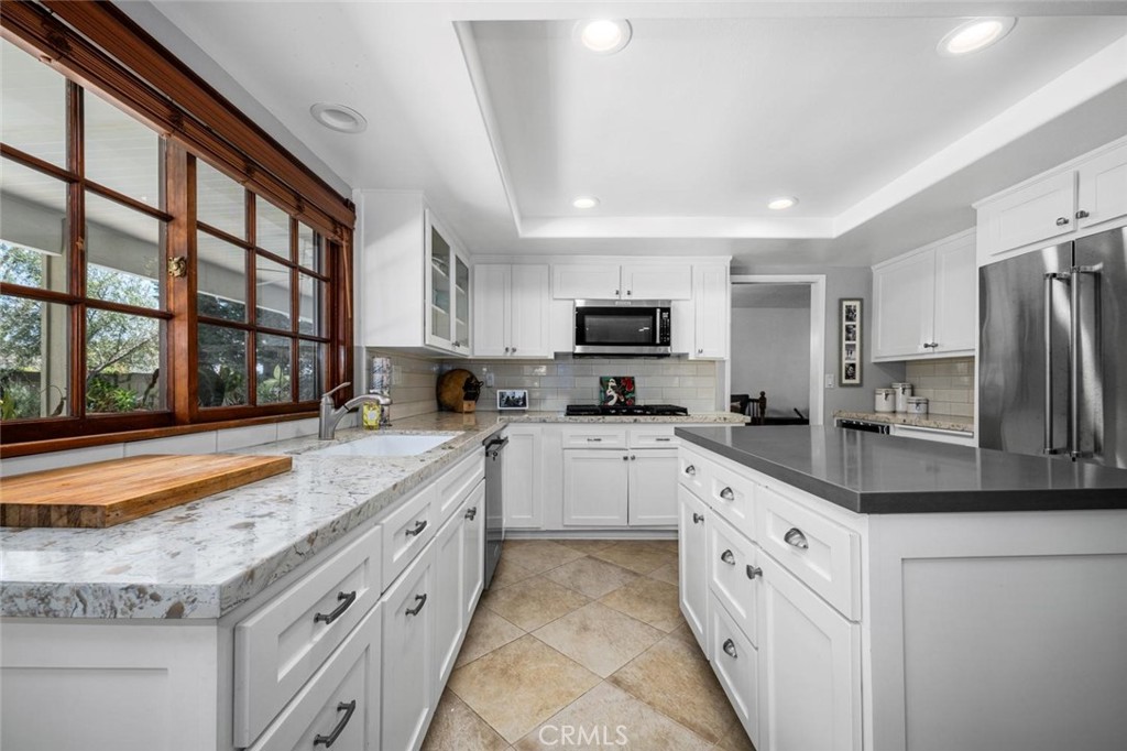3902 Toland Property Photo 29
