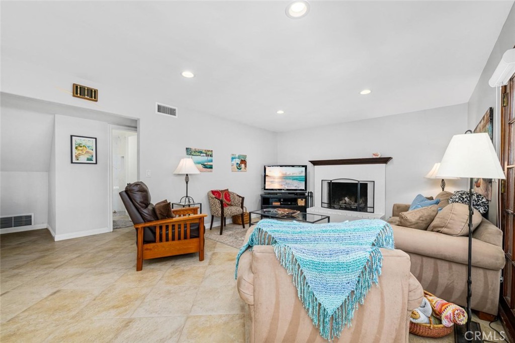 3902 Toland Property Photo 34
