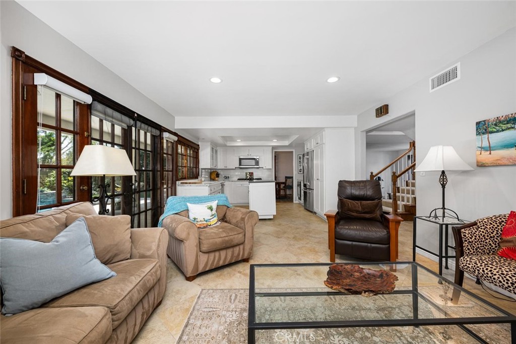3902 Toland Property Photo 36