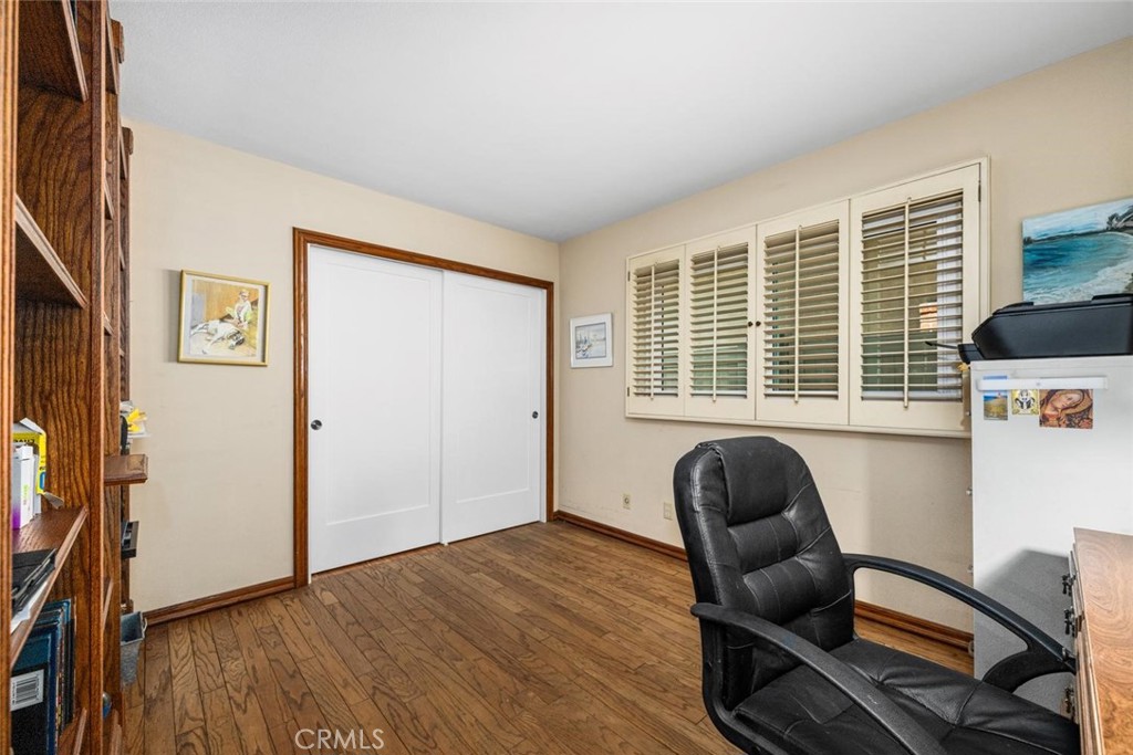 3902 Toland Property Photo 38