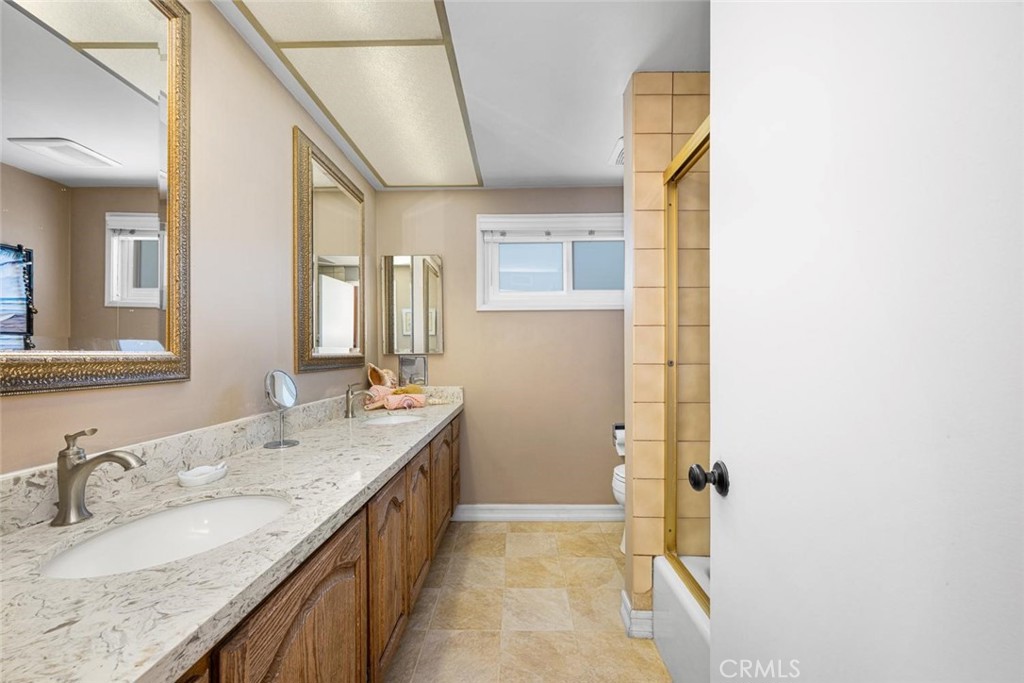 3902 Toland Property Photo 47