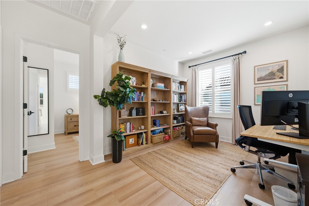 109 Fairgreen Property Photo 23