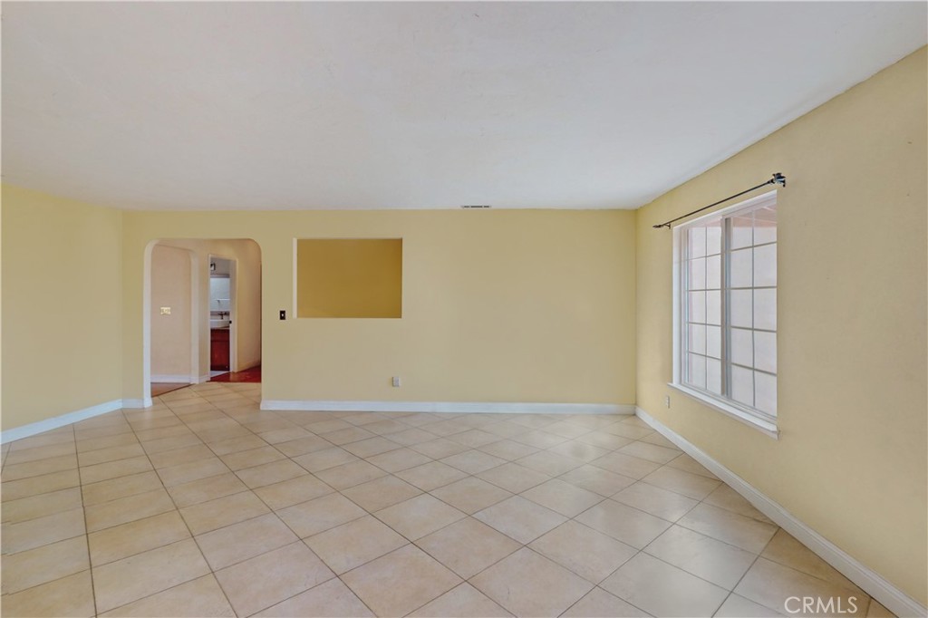 13489 Village Road Property Photo 6