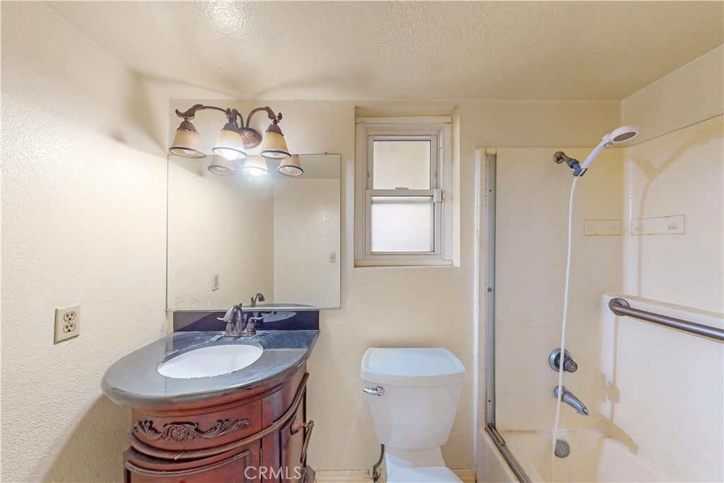 1510 Karon Street Property Photo 7