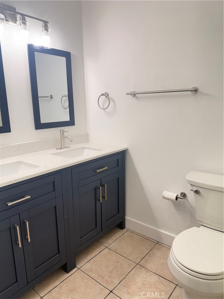 1765 W Glenoaks Property Photo 15
