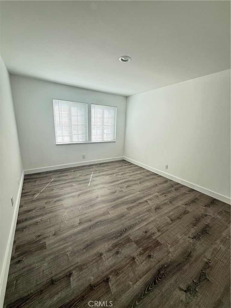 1765 W Glenoaks Property Photo 16