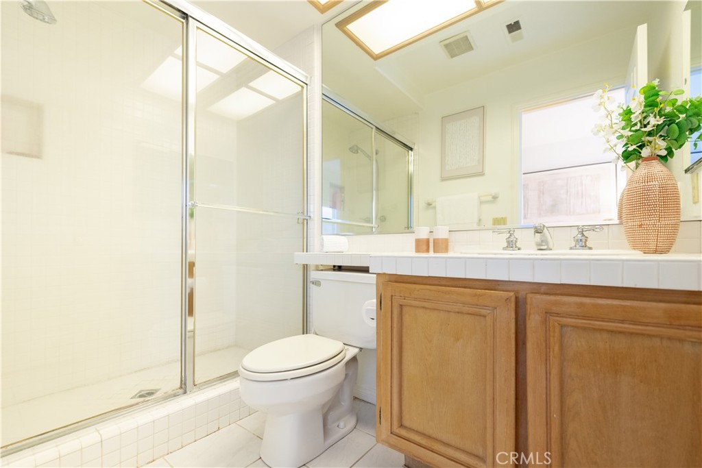 18817 Jeffrey Avenue Property Photo 15