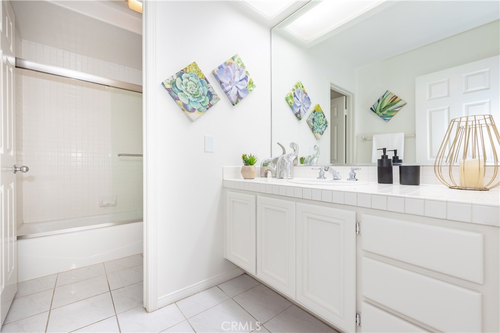18817 Jeffrey Avenue Property Photo 25