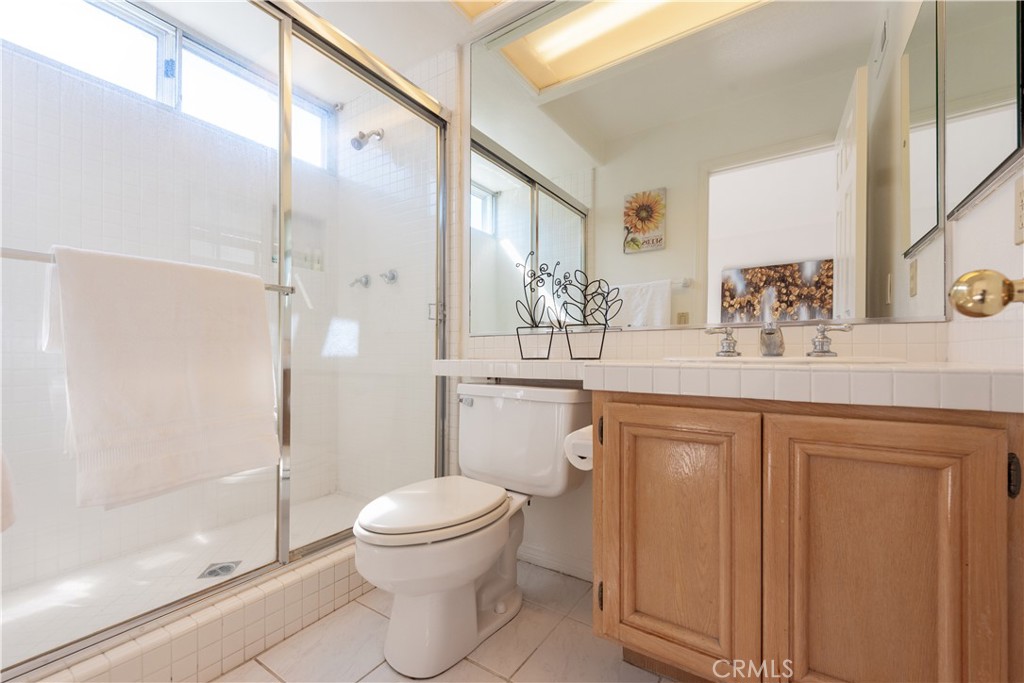 18817 Jeffrey Avenue Property Photo 27