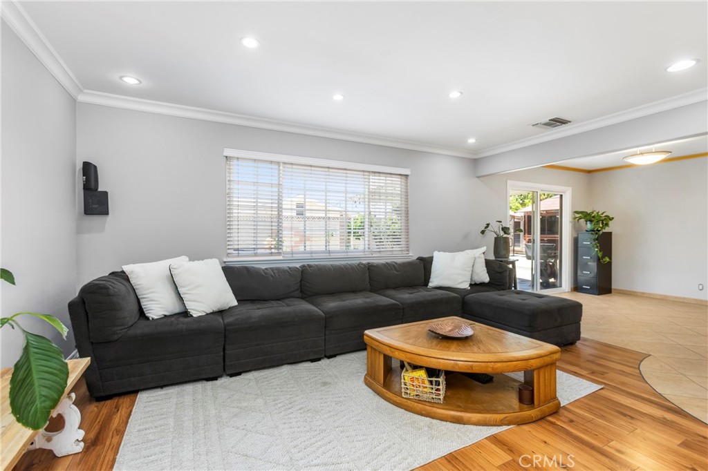 7689 Holder Property Photo 8