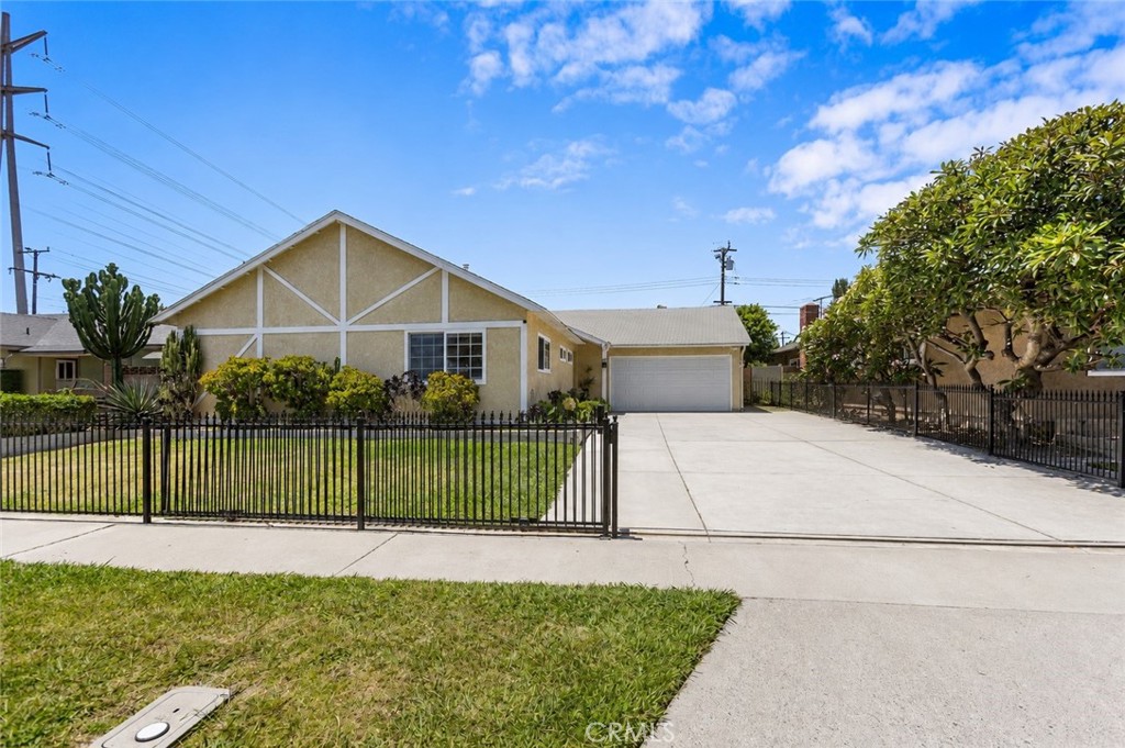 7689 Holder Property Photo 10